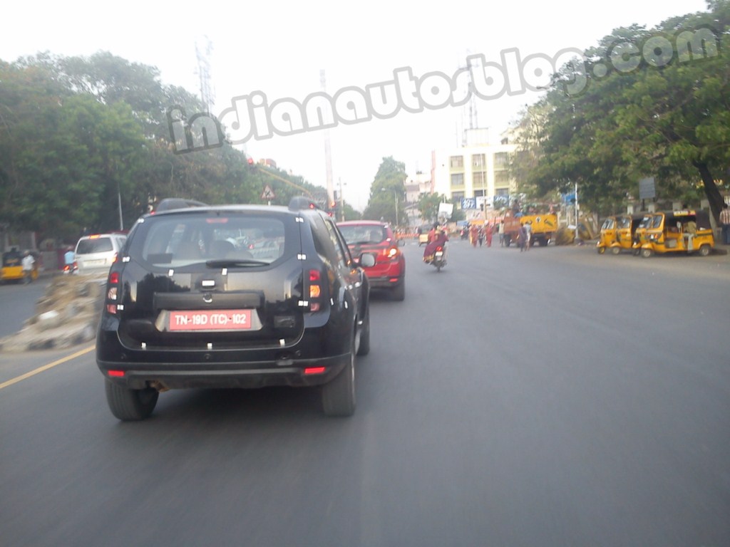Renault Duster India test