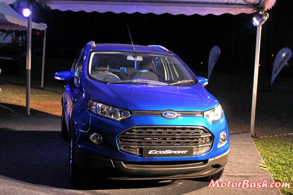 Ford-EcoSport-Automatic-Kinetic-Blue (2)