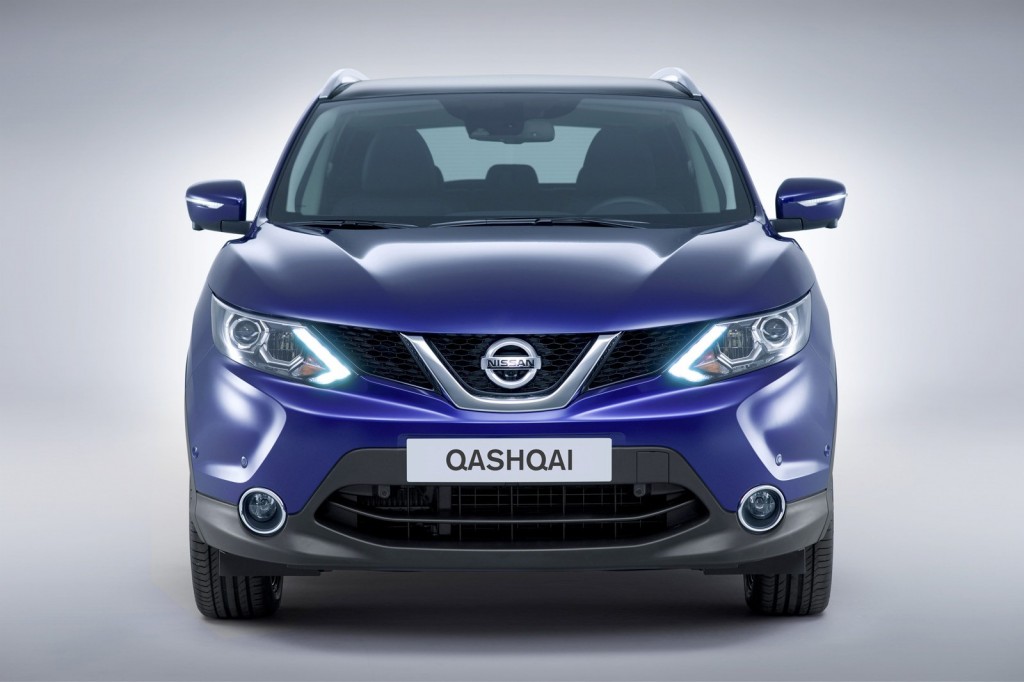 2014-Nissan-Qashqai-Front