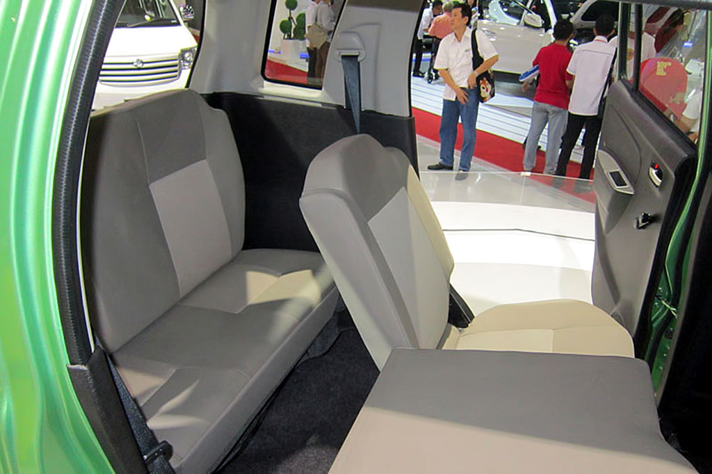 Suzuki-Wagon-R-7-seater-MPV-Third-Row-Seats