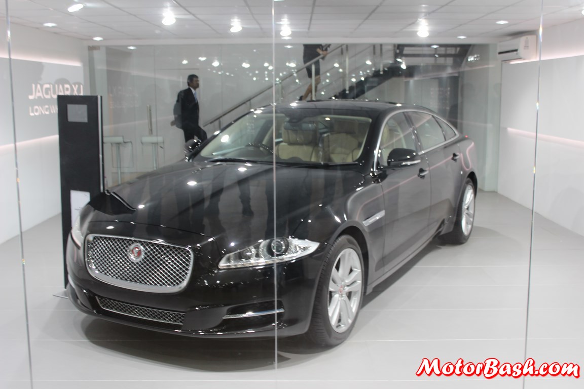 2014-Jaguar-XJ-Long-Wheelbase