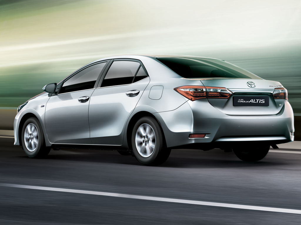 what is the price of toyota corolla altis #4