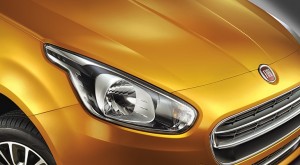 New-Fiat-Punto-Evo-Official-Pic-Headlamp