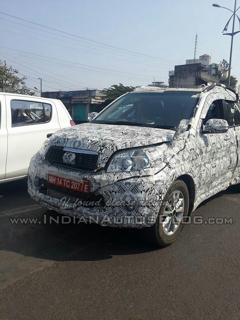 Toyota-Rush-spied-in-India