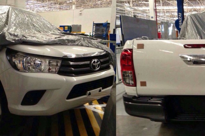 2016-Toyota-Hilux-Pic-Up-Spy-Pic