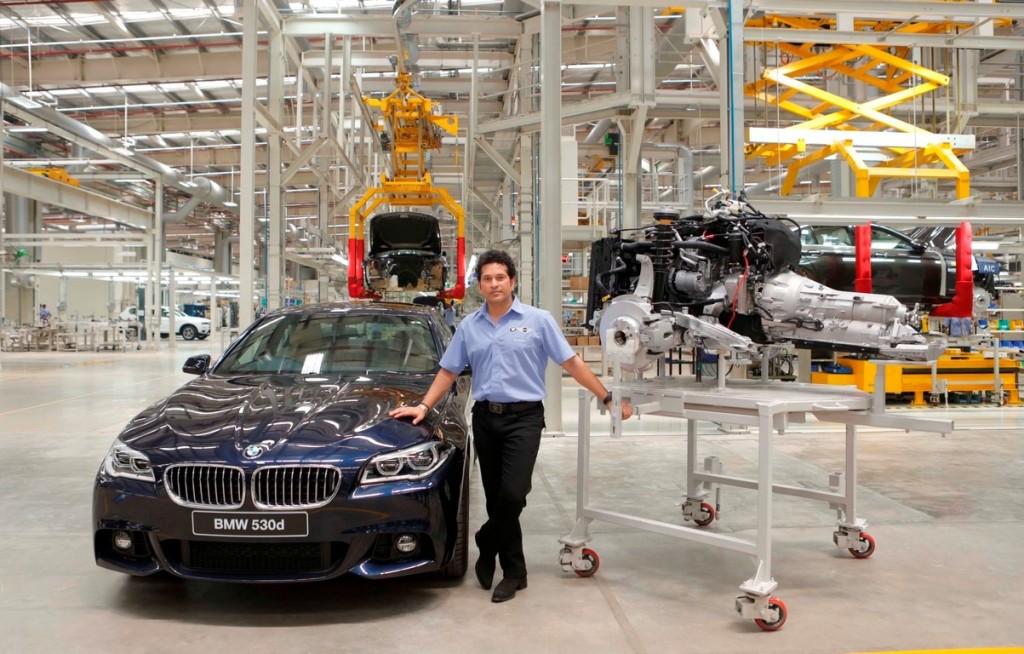Sachin making BMW at BMW Plant Chennai