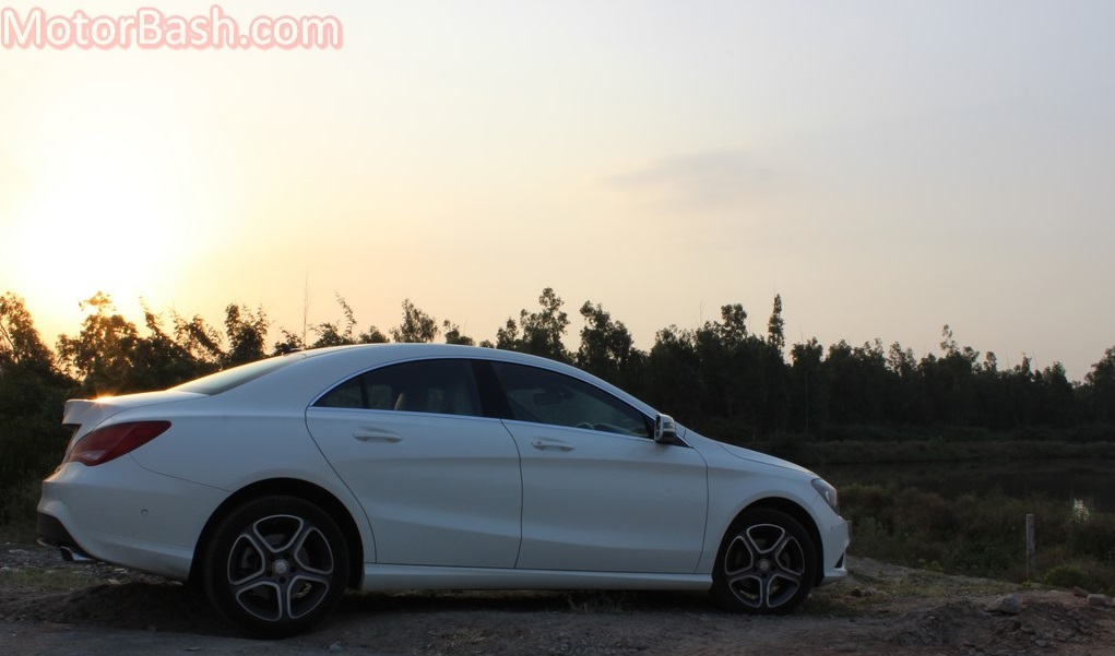 Mercedes CLA 200 Review - coupe like profile