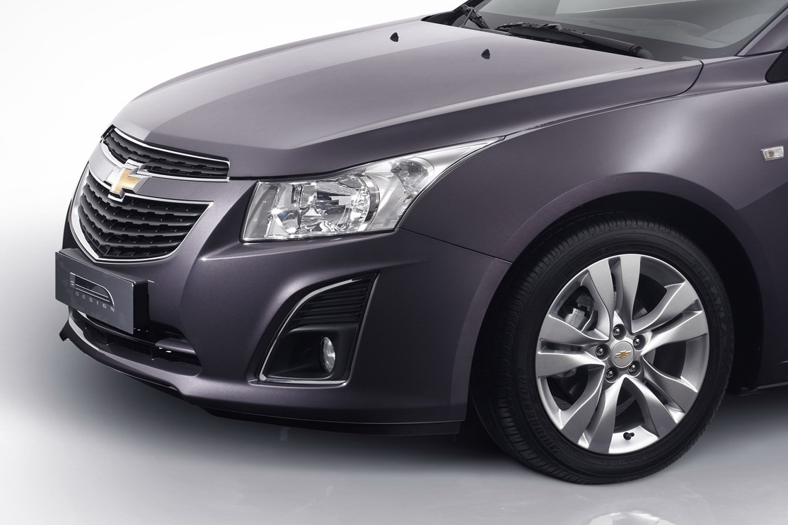 new facelift Chevy Cruze 2012