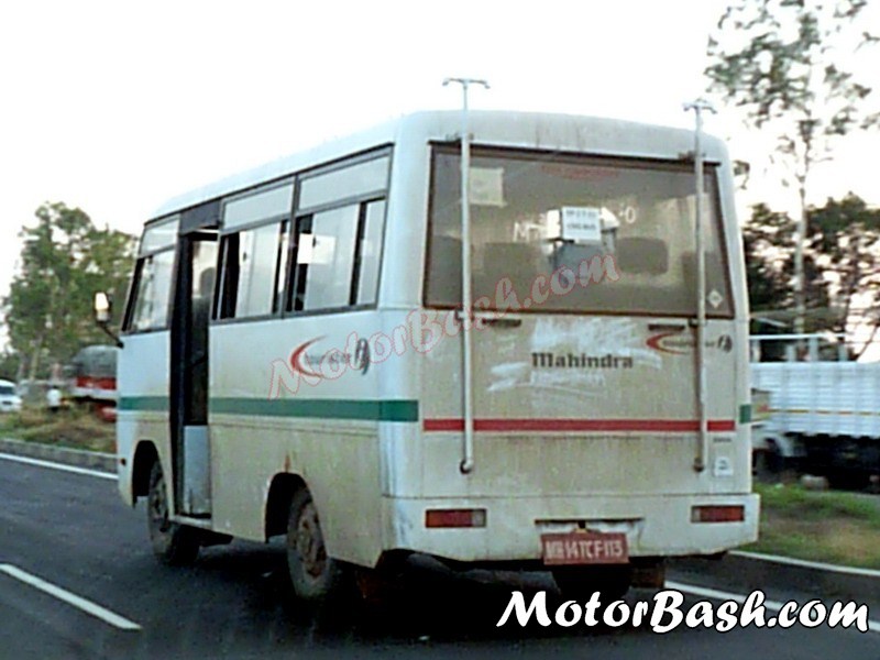 Mahindra-Tourister-CNG-25-BS4