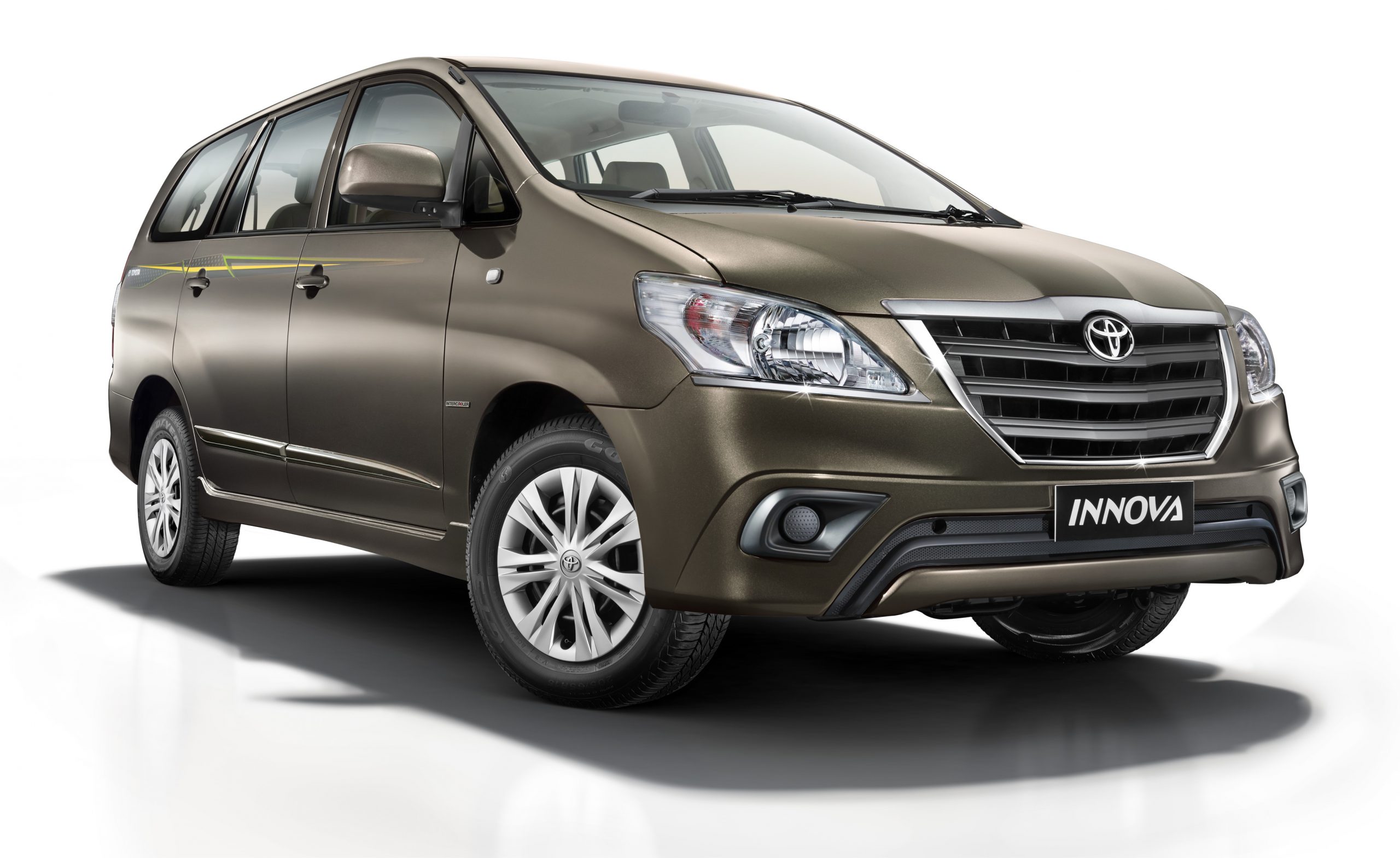 New 2014 Toyota Innova Limited Edition Launched Price, Pic & Details
