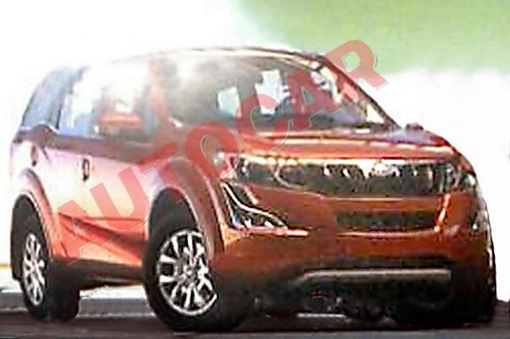 XUV 500 front